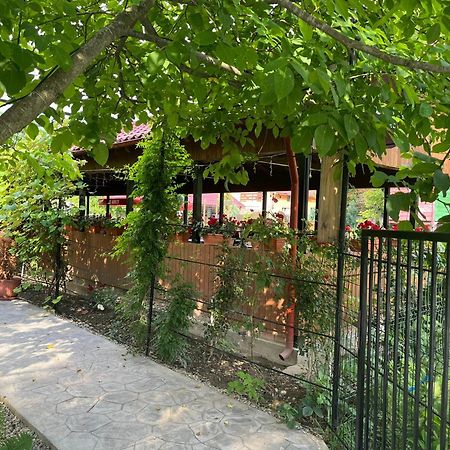Kilometru108 Ξενοδοχείο Leordina Εξωτερικό φωτογραφία